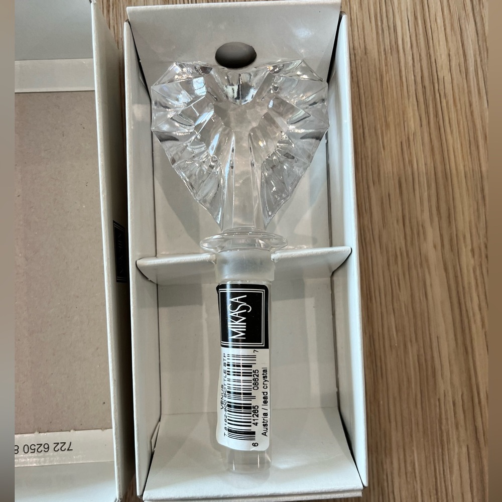 Mikasa Clear Crystal Wine Stopper